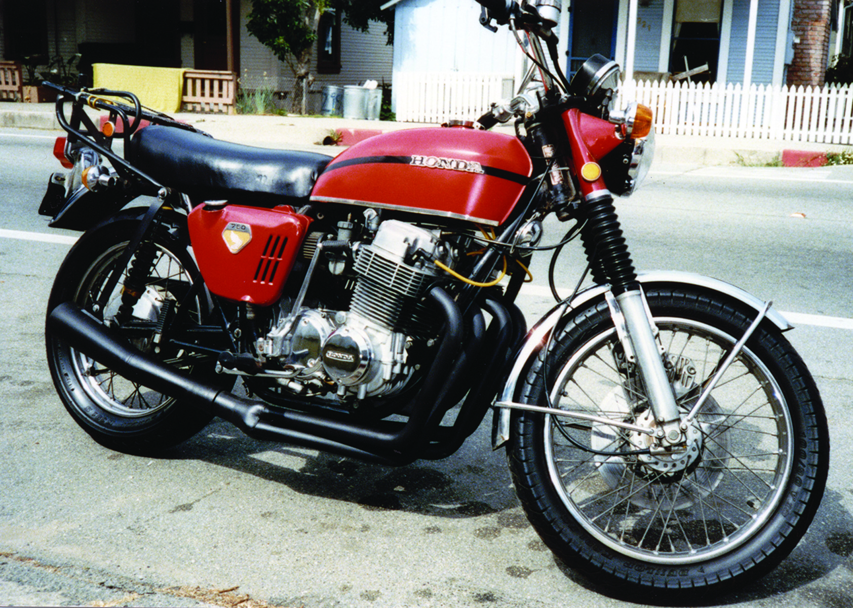 スポーツ CB750 1983 Honda CB750F (FD) (since 1983) specs review